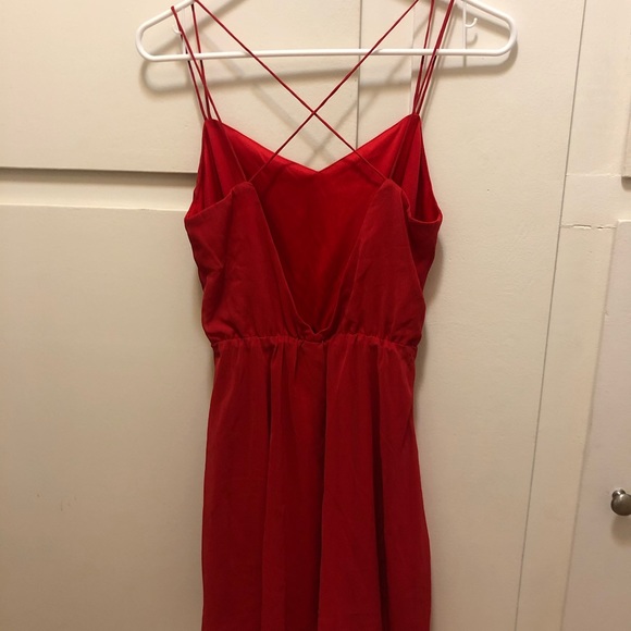ASOS red dress with low back and crisscross straps - Picture 4 of 5